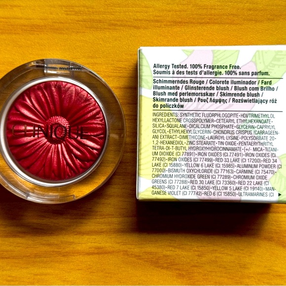 Clinique Cheek Pop Pearl Blush Lumière - Ruby Pop - Picture 4 of 4